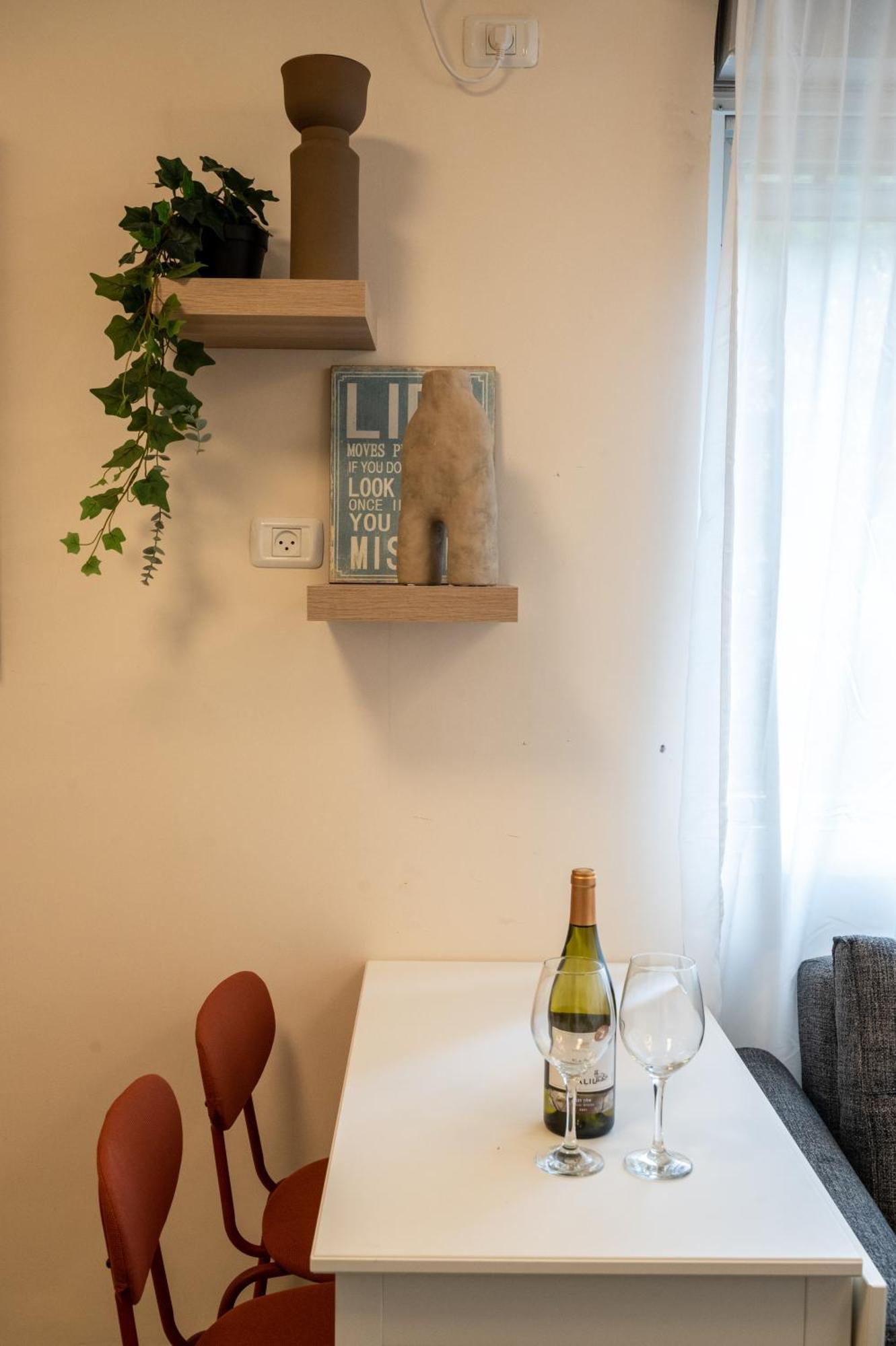 Eshkol Housing Haifa-Disraeli Urban & Business Boutique Apartments Complex Buitenkant foto