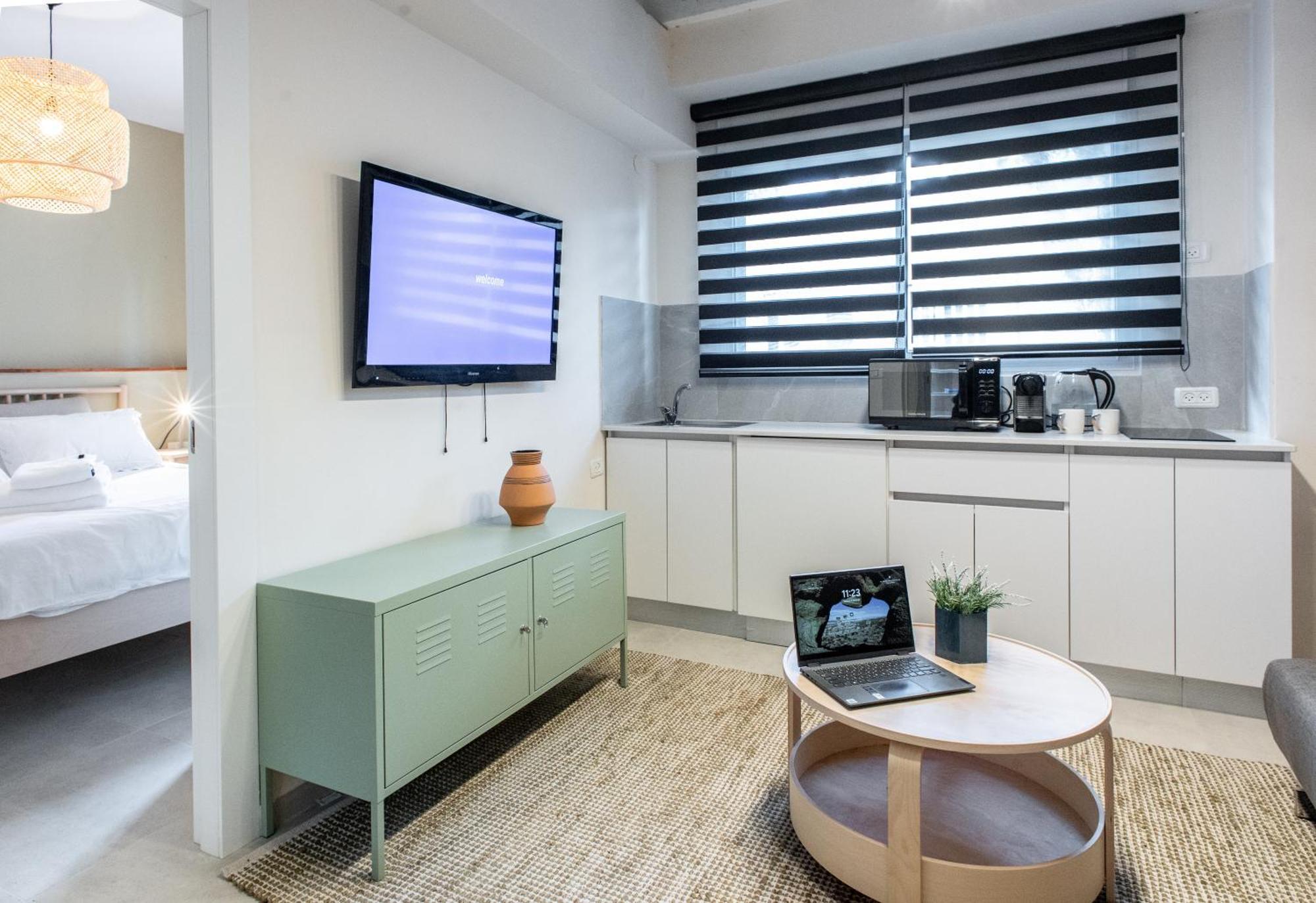 Eshkol Housing Haifa-Disraeli Urban & Business Boutique Apartments Complex Buitenkant foto