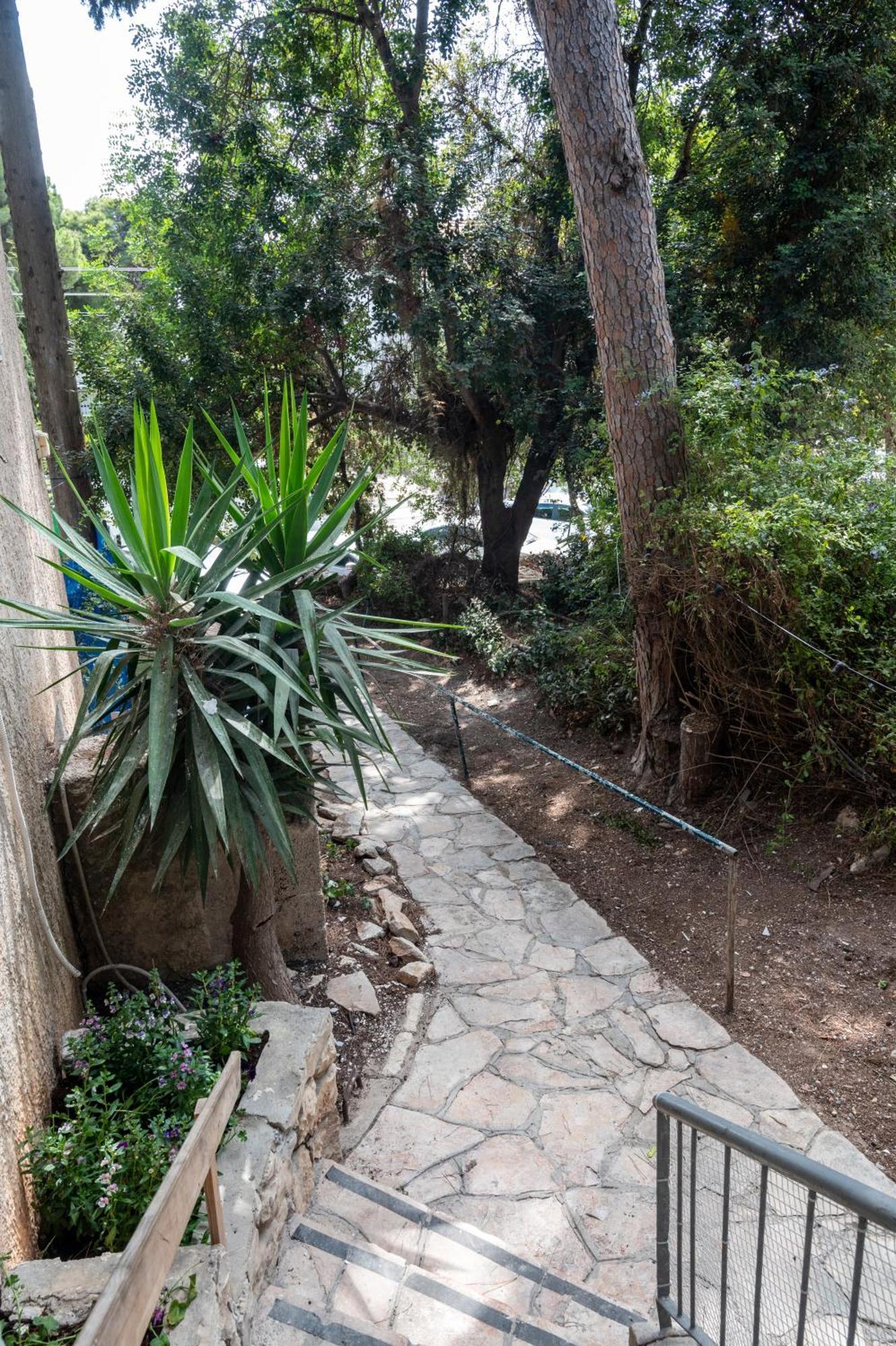 Eshkol Housing Haifa-Disraeli Urban & Business Boutique Apartments Complex Buitenkant foto
